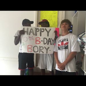 Meet your Posher, Cory